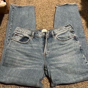 Abercrombie and Fitch The Straight Mid Rise Jeans